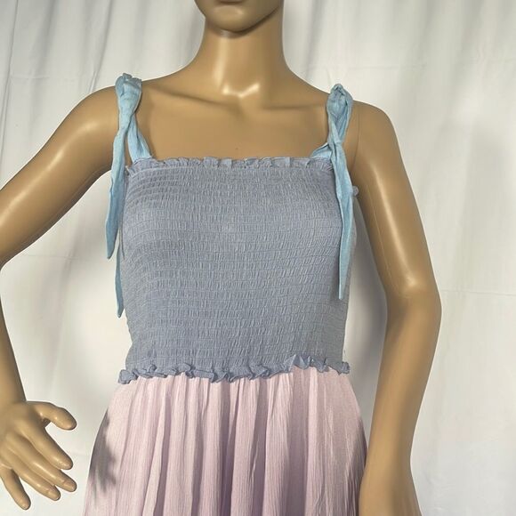 Multi-Color Block Ruffle Detail dress - Picture 3 of 11